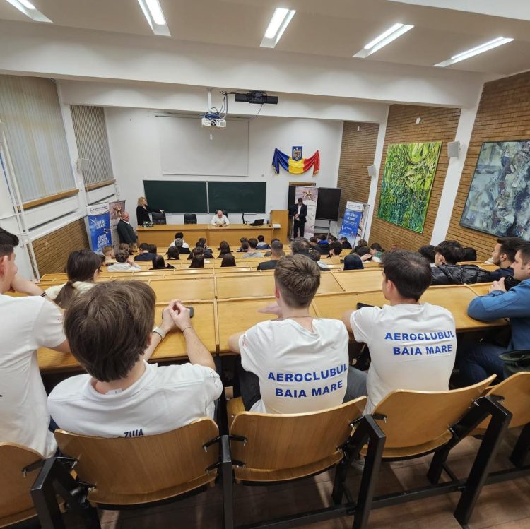 Start de sezon la Aeroclubul Baia Mare: peste 100 de tineri pornesc spre cer