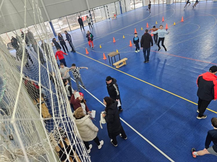 Educație, mișcare și fair-play: COMUNIADA – proba TRIATLON, competiție județeană de succes la Repedea