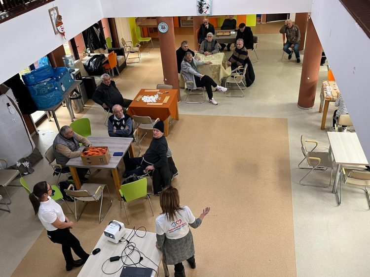 Pentru sănătate și inimă. Seniorii băimăreni au participat la activități de prevenție și suflet