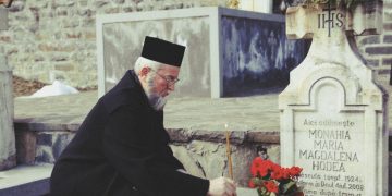 Slujbe de pomenire pentru cei adormiți, sâmbătă, 14 februarie 2026, în toate bisericile din țară