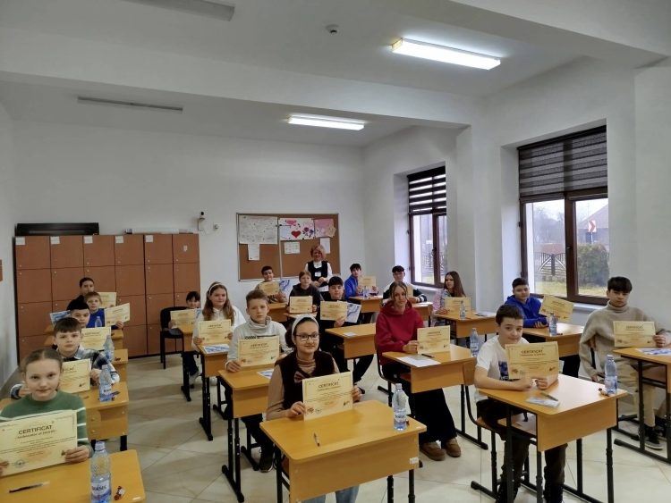 „Comuniada”, punte între tradiție și excelență, concurs organizat în 12 școli din Maramureș