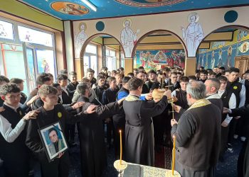 Parastas de 40 de zile pentru maestrul Iustin Podăreanu, la Seminarul Teologic din Baia Mare