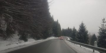Vremea se răcește. Informare meteo de vânt, polei, ghețuș