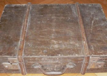 Se caută valiză din lemn la Teatrul Municipal Baia Mare! Nu pentru concediu, ci pentru… suflet