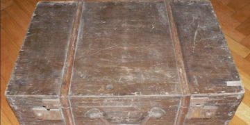 Se caută valiză din lemn la Teatrul Municipal Baia Mare! Nu pentru concediu, ci pentru… suflet