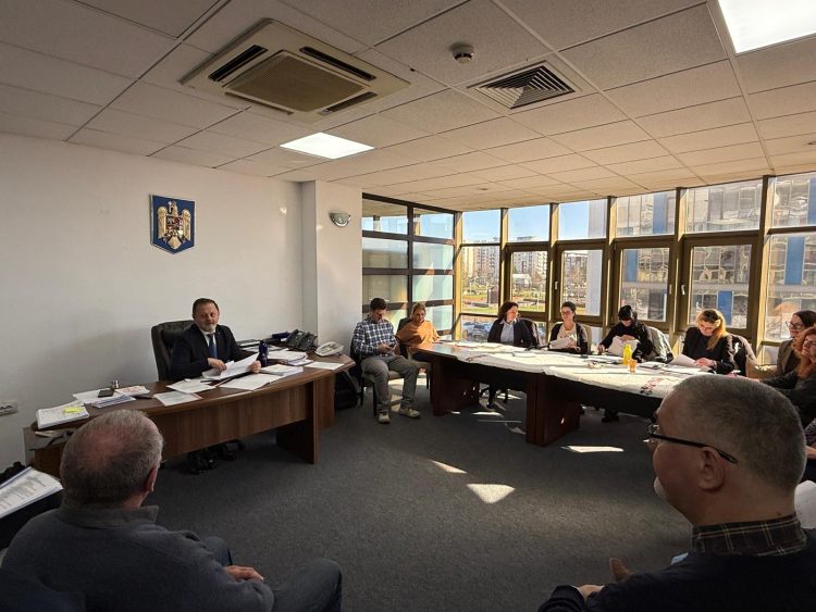 Prefectura Maramureș pune incluziunea socială în prim-plan: priorități clare și plan de acțiune pentru 2026