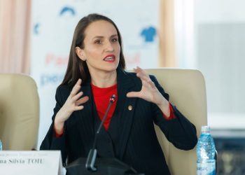 Totuși, de ce mai avem Parlament? Miniștrii USR refuză să dea socoteală în fața aleșilor!