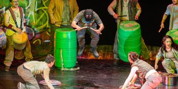 Mihai-Ciprian Rogojan revine acasă cu o premieră în Baia Mare: „No Network”, spectacol de percuție neconvențională