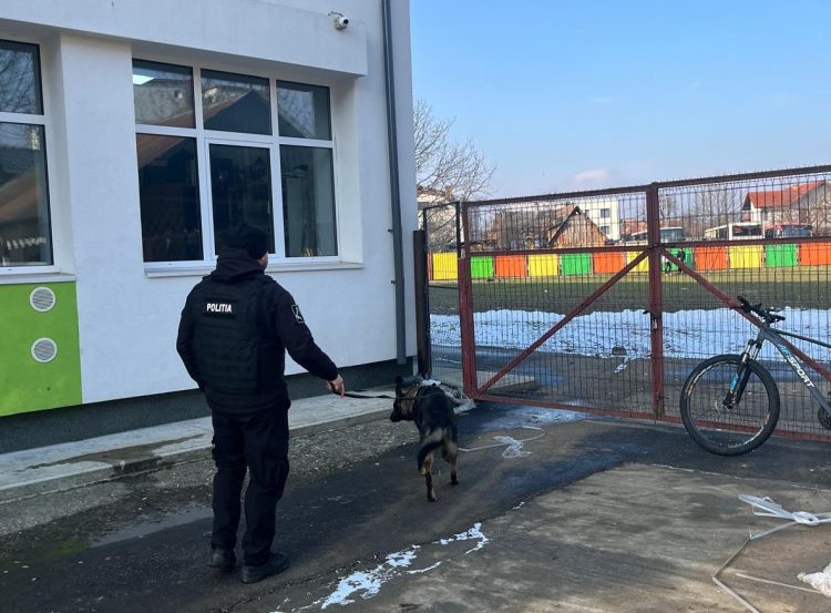 Prevenirea consumului de droguri și a absenteismului școlar, în vizorul polițiștilor maramureșeni