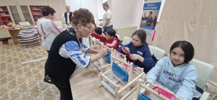 Amintiri, mărțișoare și bucurie – ateliere intergeneraționale la Baia Mare