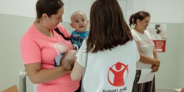 Salvați Copiii România avertizează: România se confruntă cu cea mai gravă criză de vaccinare din ultimele decenii