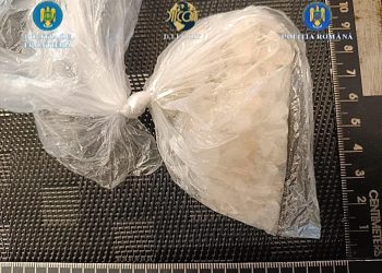 Doi tineri arestați pentru trafic de „cristal” și metamfetamină în Maramureș – foto