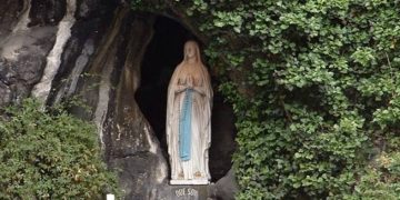 Ziua Mondială a Bolnavului, marcată la Spitalul Județean din Baia Mare prin Taina Sfântului Maslu