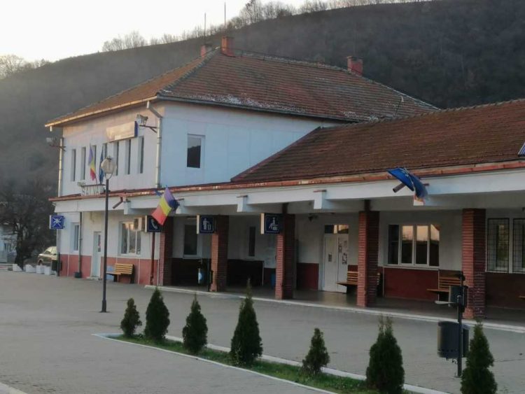 Durata călătoriei cu trenul pe relația Salva – Vișeu – Sighetu Marmației, mai repede cu 30 de minute