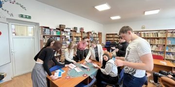 Blind Date with a Book – o întâlnire surprinzătoare cu lectura la Liceul Teoretic „Bogdan-Vodă” din Vișeu de Sus