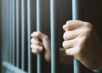 Un bărbat aflat în arest preventiv la IPJ Maramureș a încercat să se sinucidă. Acum se află sub supraveghere medicală