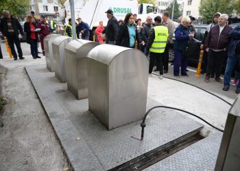 Baia Mare extinde rețeaua de colectare selectivă cu 100 de containere îngropate