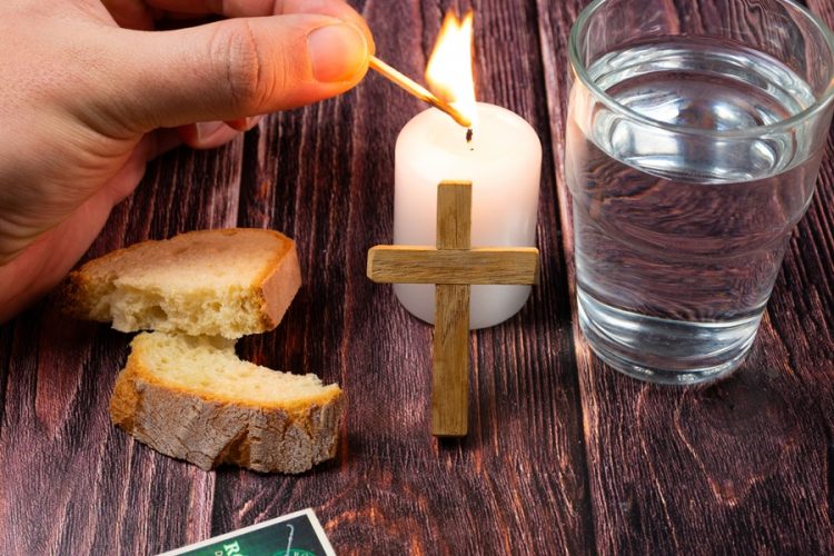 15 februarie, Lăsatul secului de carne, prima etapă a pregătirii pentru Postul Paștelui