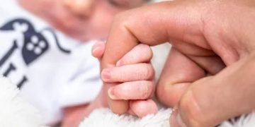 Programul „Școala Mamei” continuă la Spitalul Județean de Urgență Baia Mare