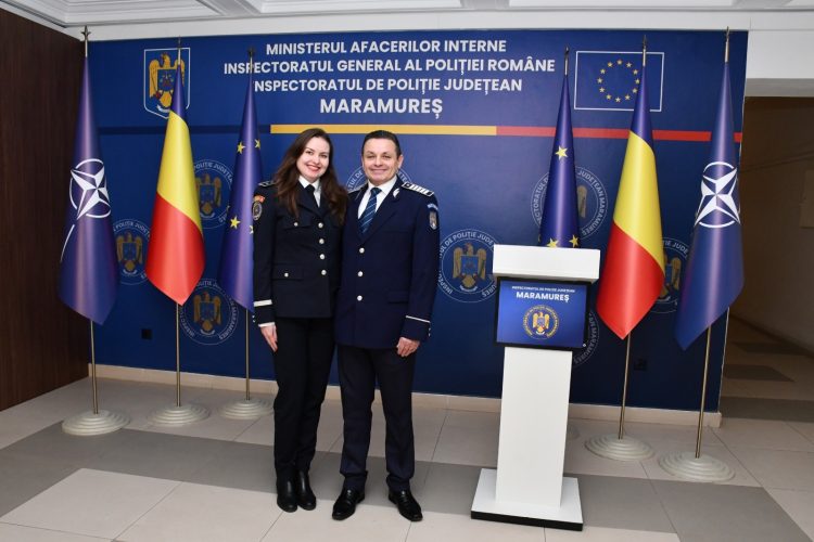 O carieră se încheie, alta continuă: povestea unui tată și a fiicei sale, polițiști în Maramureș