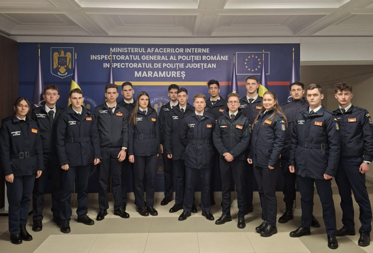 Stagiu de practică pentru viitorii polițiști. 16 studenți ai Academiei „Alexandru Ioan Cuza”, la IPJ Maramureș