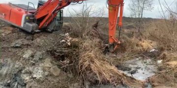 Lucrări ample pe râul Sălaj. Aproape 8 km de albie decolmatată pentru reducerea riscului de inundații