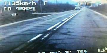 Tânără de 24 de ani, scoasă din trafic după ce a fost prinsă cu 135 km/h în Baia Mare – foto