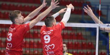 Volei. Corona Brașov a învins Știința Explorări Baia Mare pentru a doua oară în trei zile