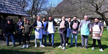 Tradițiile maramureșene, promovate printr-o activitate educativă de reintegrare socială