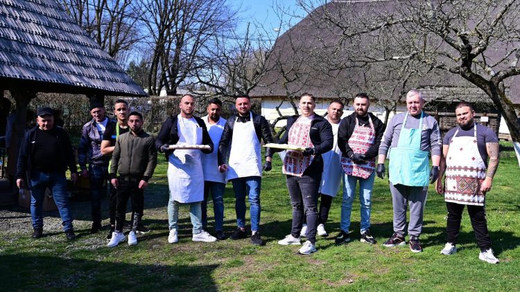 Tradițiile maramureșene, promovate printr-o activitate educativă de reintegrare socială