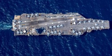 L-au lovit iranienii așa cum au promis? Incendiu pe cel mai mare portavion american. Cel puțin doi marinari au fost răniți…