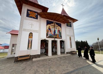 Vizite pastorale în Țara Lăpușului: PS Timotei Sătmăreanul, în mijlocul obștilor monahale de la Șatra, Rohia și Rohița