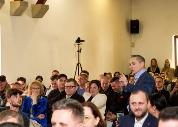 „Spune NU păcănelelor”: Proiect pentru interzicerea jocurilor de noroc în Baia Mare, în dezbatere publică