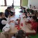 Primăvara prinde culoare – atelier de creație pentru copii la Centrul Multifuncțional Romanii