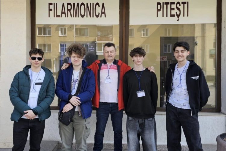 Performanță de excepție la Informatică – Elev „lucacist” calificat în lotul național după Olimpiada de la Pitești