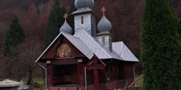 Parohia Ortodoxă Ucraineană Poienile de Sub Munte III – Programul liturgic în cea de-a șasea săptămână din Postul Mare