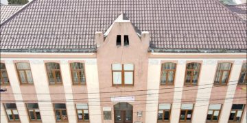 Concert susținut de profesorii Școlii Gimnaziale cu Program Suplimentar de Muzică și Arte Plastice din Sighetu Marmației