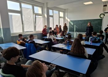 Elevii de la Liceul cu Program Sportiv din Baia Mare, informați despre riscurile consumului de droguri