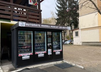 Inovație în Baia Mare: MOMELI DE PESCUIT DISPONIBILE NON-STOP, direct la automate