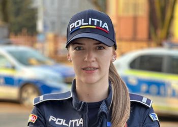 Fabiana, polițista de 22 de ani care aduce speranță victimelor violenței domestice din Baia Mare