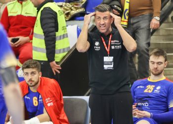 „Tricolorii” pierd calificarea după o eroare incredibilă a selecționerului George Buricea