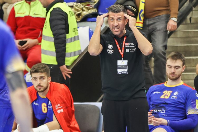 „Tricolorii” pierd calificarea după o eroare incredibilă a selecționerului George Buricea