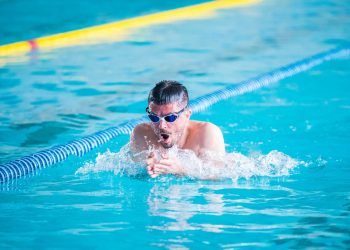 Polițiștii au demonstrat performanță și disciplină în bazin, der Ziua Poliției