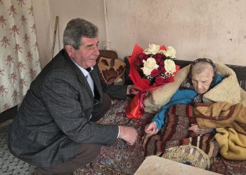 Centenar sărbătorit la Șomcuta Mare: Maria Nistor, simbol al unui secol de viață