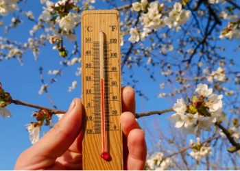 Prognoza ANM. Aprilie aduce ploi peste normal în unele regiuni