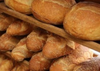 Cel mai negru scenariu pentru scumpirea pâinii după majorarea prețurilor la motorină și la gaze naturale: creștere cu peste 35%