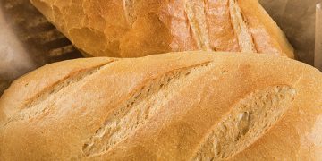 Scumpiri în lanț! După carburanți, crește și prețul pâinii