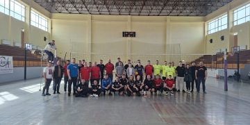 Polițiștii maramureșeni, competiție de volei la Târgu Lăpuș