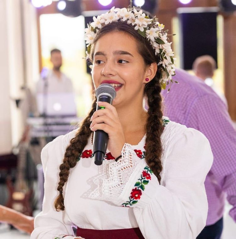 Performanță de excepție: o elevă din Baia Mare, premiul I la Olimpiada Națională de Muzică