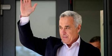 Definitiv! Călin Georgescu a scăpat de controlul judiciar! Poate pleca din țară când dorește…